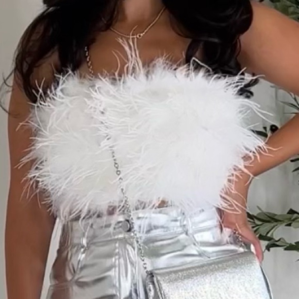 Fo feather strapless crop top. Size small